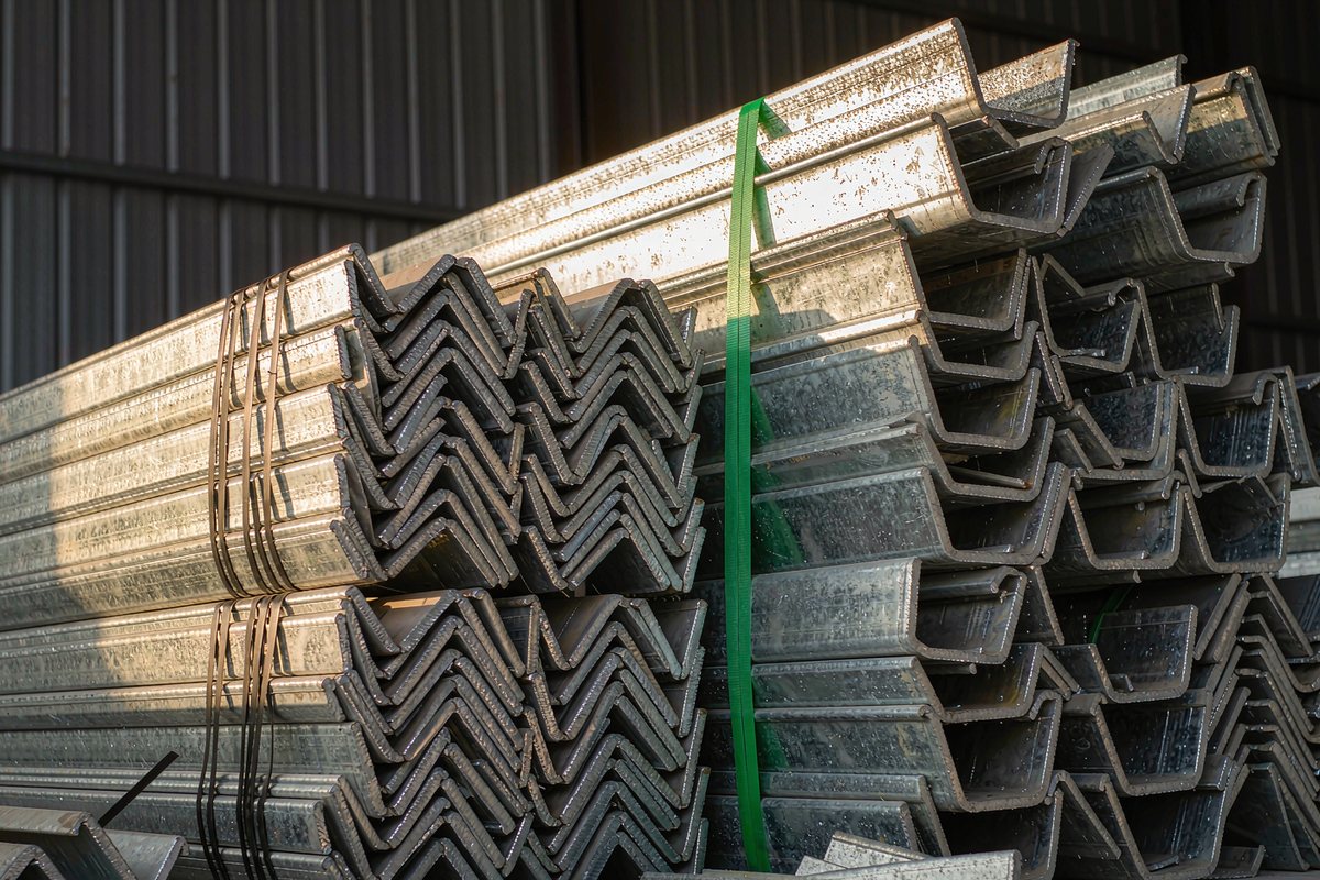 Galvanized Angle / Channel / I-Beam